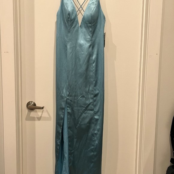 Aidan Mattox cutout silk gown. NEW with Tags - Picture 2 of 3